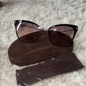 Tom Ford Black and Gold Sunglasses for Women-titanium